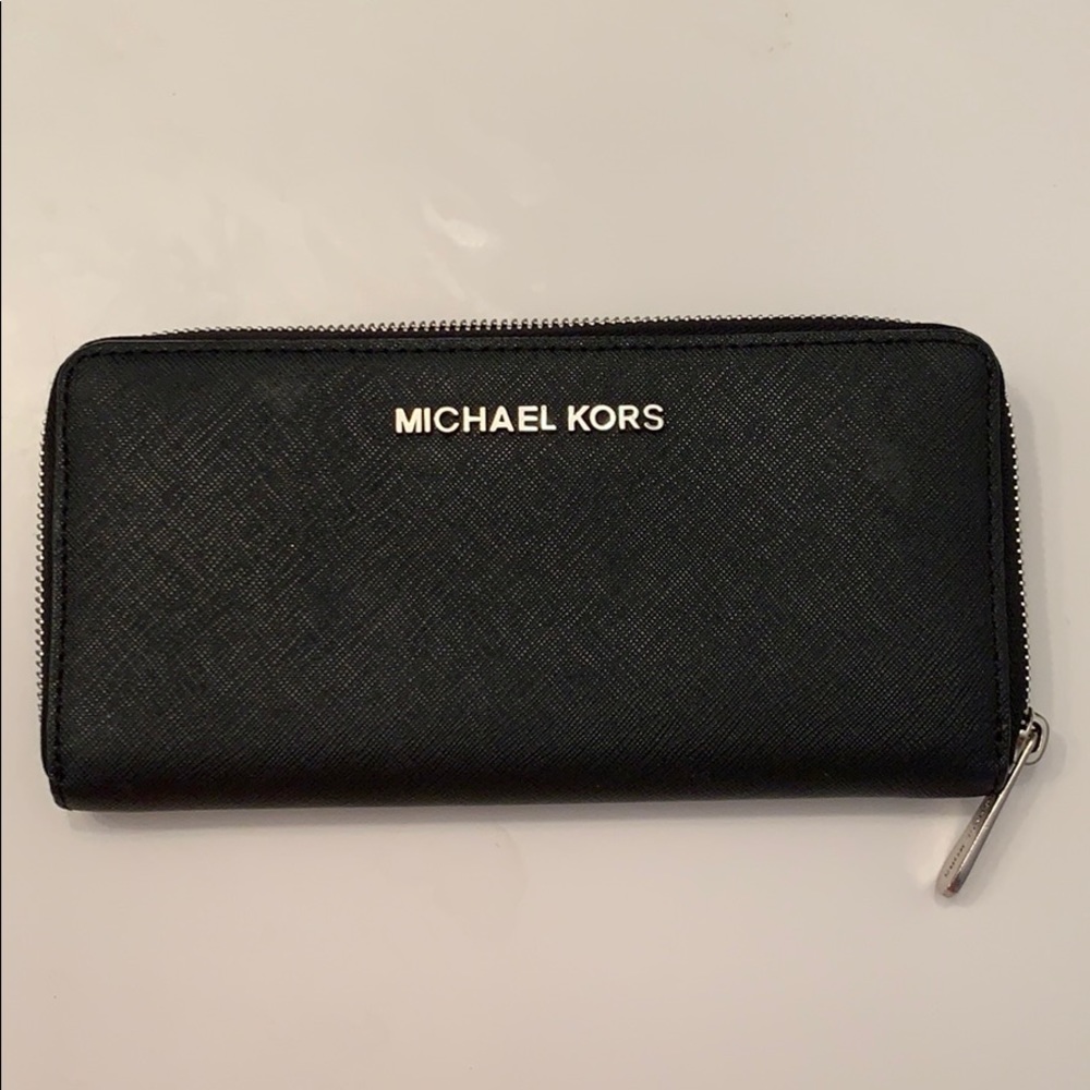 Michael Kors Wallet—Black